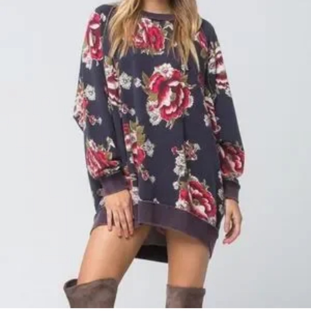 FREE PEOPLE Go On Get Floral Sweatshirt In Black